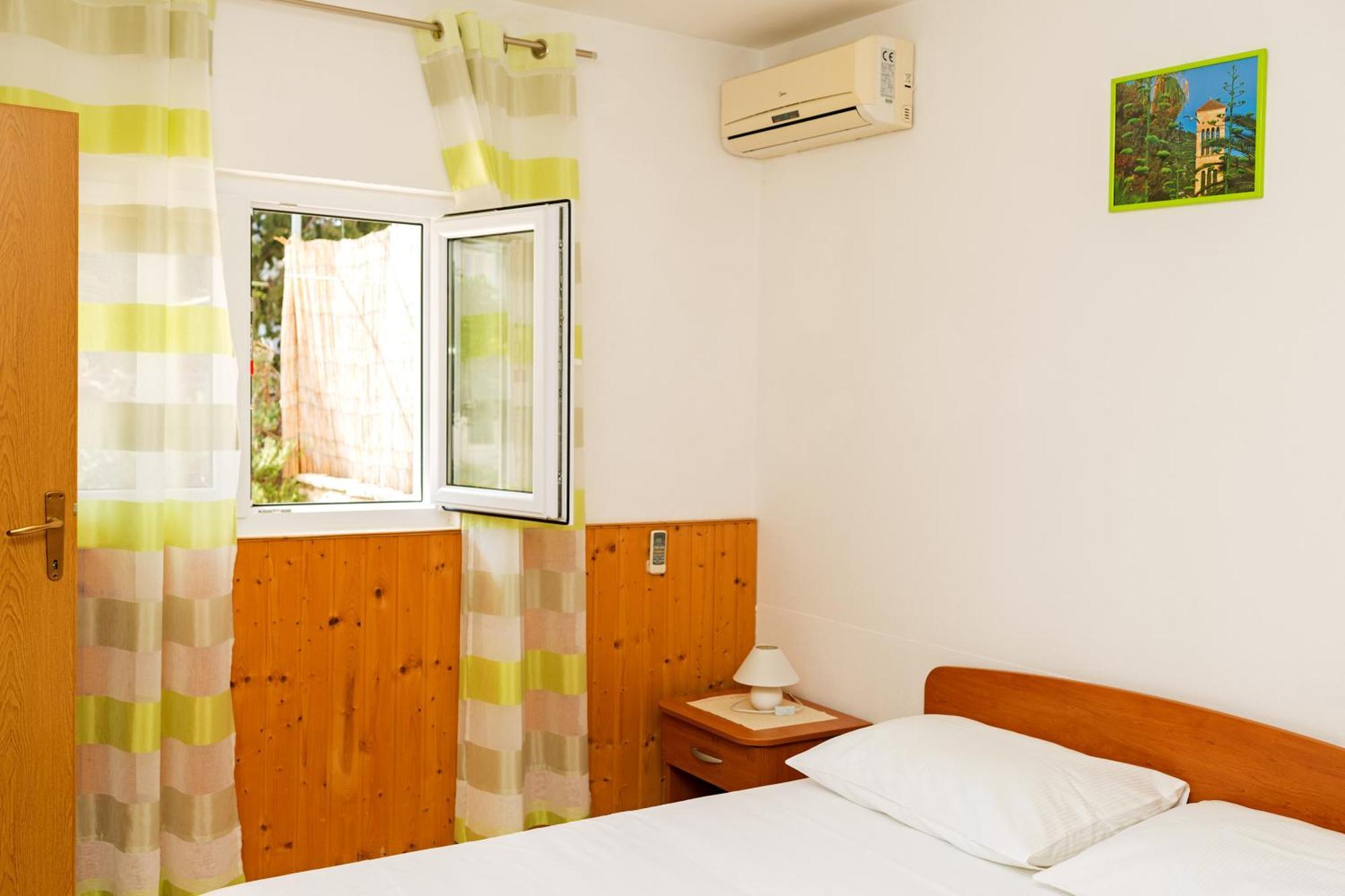 Apartments Dora 赫瓦尔 外观 照片